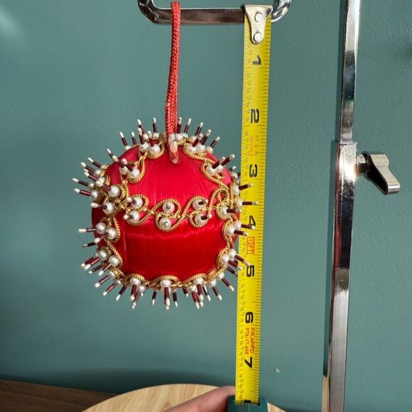 Vintage Push Pin Christmas Ornament Ball With Beads & Gold Embroidery - Picture 8 of 9